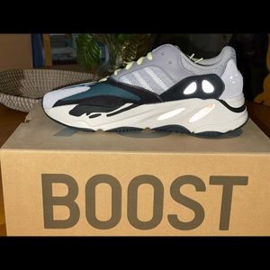 Yeezy boost wave runners